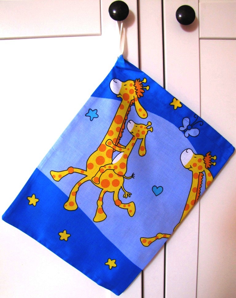 Pytlík školní ( 33 x 24cm ) žirafa modrá
